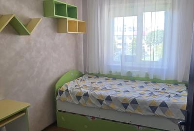 Apartament 3 camere, amenajat si mobilat, 450euro/luna, zona  Alexandru - 9