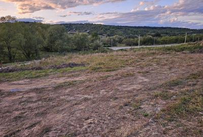 Teren Construcții intravilan de 903 mp, în Nord-Vest