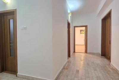 FAR - GARA ! CASA 4 CAMERE TEREN 400 MP. IDEAL SEDIU FIRMA BIROURI. - 23