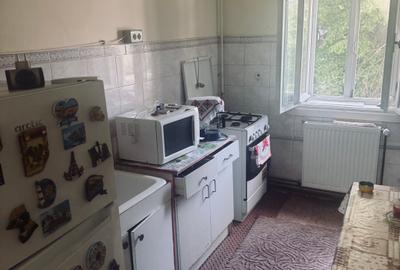 Vand  2 camere etaj 2 cu potential, Aradului! - 2