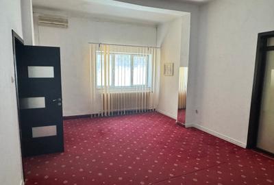 Casa singur curte, zona superba - 12