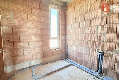 Duplex Mosnita, 4 camere, 2 bai - Toate utilitatile - Drumul Boilor - 16