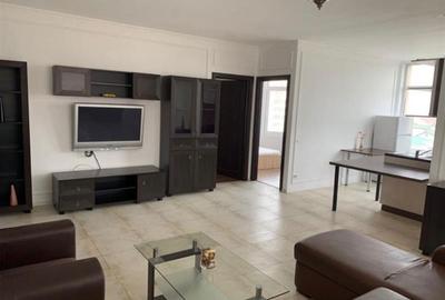Apartament cu 3 camere circular, mobilat în Zorilor