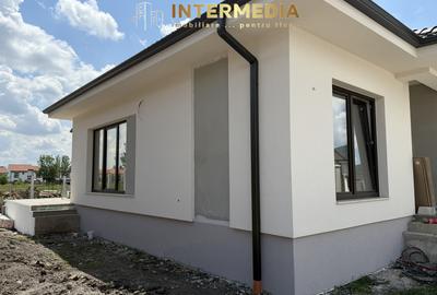 Vanzare Casa Noua 4 camere 2 Bai Terasa S.util 100 mp. Teren 400 mp. Finisata - 2
