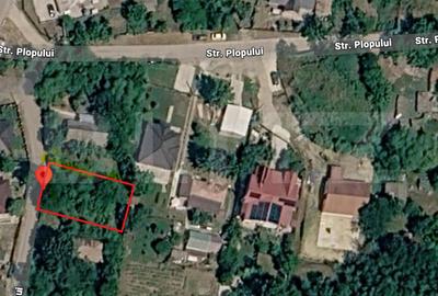 Teren Construcții intravilan de 500 mp, în Rediu