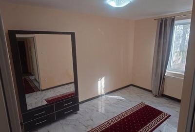 Apartament cu 4 camere decomandat în Semicentral