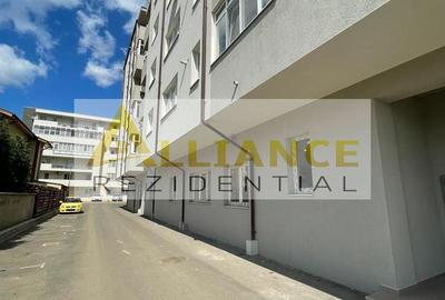 Mall Grand Arena-3 Camere - Decomandat - 1
