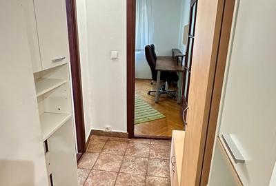 DE INCHIRIAT BUCOVINA 2 CAMERE DECOMANDATE CU CENTRALA PROPRIE ET 1 - 2