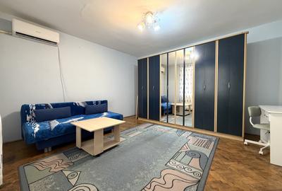 Apartament cu 2 camere decomandat, mobilat în Central
