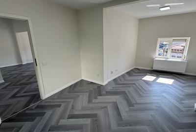 De inchiriat Imobil având 9 camere ,suprafață de 285 mp. Cantemir langa Metrou - 37