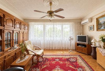 Apartament 2 camere, etaj 3, Piața București , Oradea. - 1