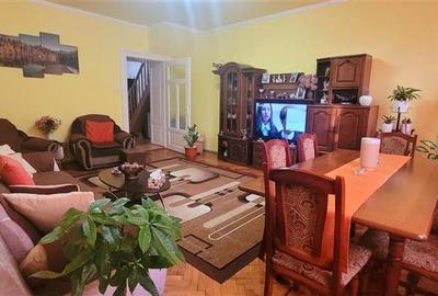 Apartament ultracentral,garaj, pivnita, Sibiu, comision 0 - 10