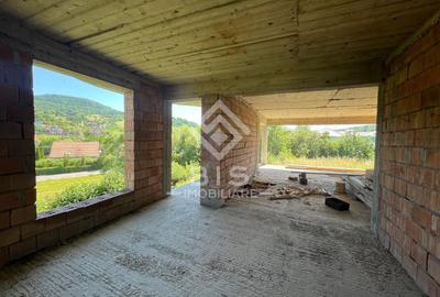 Casă la Roșu 265 mp util | Zona Valea Jelnii | Teren 900 mp - 2