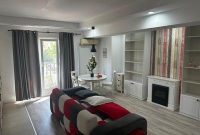 Apartament cu 3 camere decomandat, mobilat în Ștefăneștii de Jos