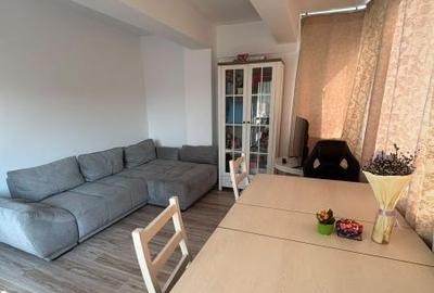 Apartament cu 3 camere semidecomandat, mobilat în Berceni