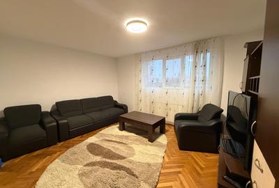De inchiriat apartament 3 camere cu loc de parcare - Piata Unirii - 1