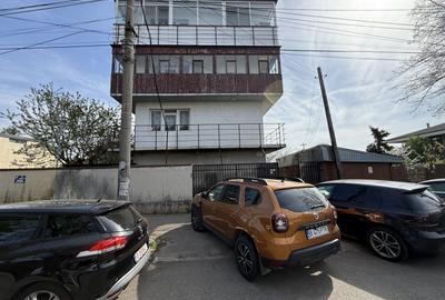 Ap 3 camere - rezultat din alipirea a 2 garsoniere - 62 mp - parter - 20
