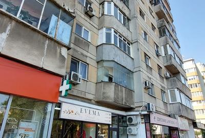 Apartament cu 2 camere semidecomandat în Uverturii