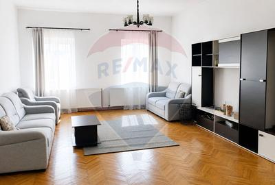 Apartament cu 2 camere decomandat, mobilat în Ultracentral