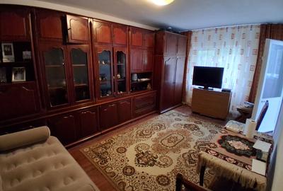 PACURARI PETRU PONI 3 CAMERE DECOMANDAT CONF.1 ET.1 BLOC 1985 - 1