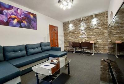Apartament cu 2 camere semidecomandat, mobilat în Titan