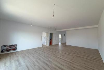 DUPLEX SPATIOS - 42 MP LIVING - APROAPE DE ORAS - 3