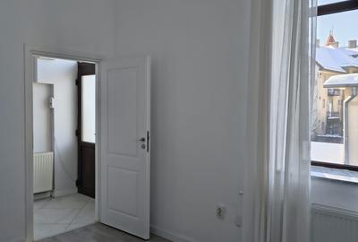 Apartament in zona centrala,finisat (cladire istorica ),mobilat,cu parcare - 5