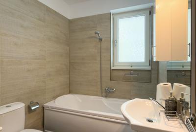 Prima linie la Plaja, apartament decomandat 2 camere , 2 balcoane - Mamaia Nord - 8