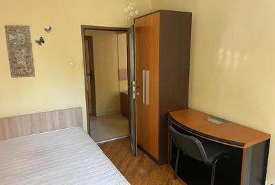Camera in apartament de 3 camere, 160 euro - 3