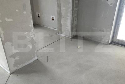 Apartament cu 3 camere decomandat în Tractorul