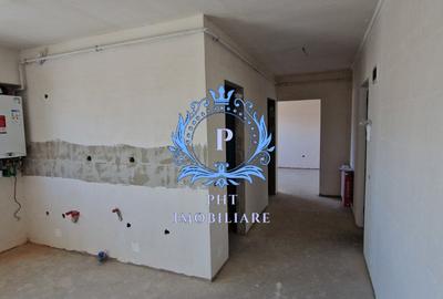 Apartament semifinisat cu 3 camere, 60 mp, balcon, zona Terra!