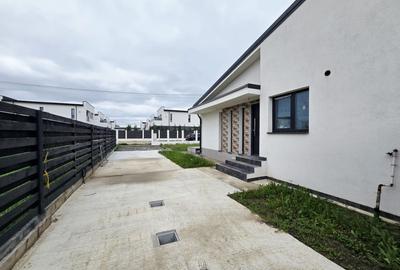 Casă parter 3 camere, 2 băi, teren 310 mp | Tunari - 23
