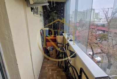 Vand apartament cu 4 camere in zona spitalul judetean,comision ,,0'' - 20