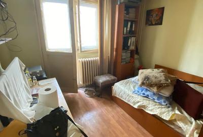 De Vanzare Apartament 3 Camere, Piata Rahova - Sebastian - 2