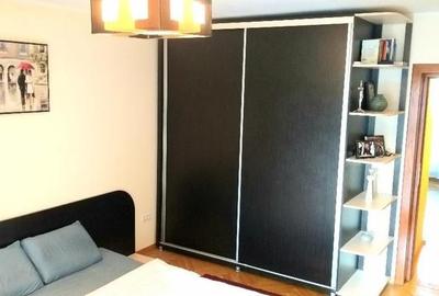Vânzare 3 Camere Decomandat Calea Călărașilor – Hyperion, Etaj 3 - 4