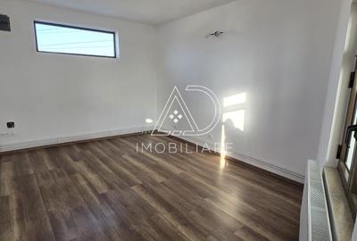 Spațiu pentru birouri de închiriat – 6 camere, strada 23 August - 9