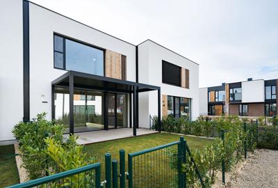 Vila tip UV03 mobilata complet in Amber Forest-prima inchiririere - 1