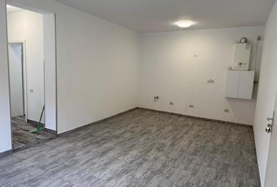 Spatiu Comercial de Inchiriat - 2
