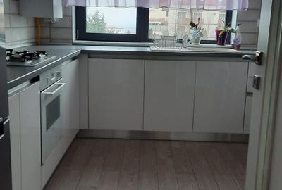 Ap 3 cam cu garaj Buna ziua - 790 Euro - 2