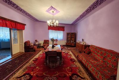 Casa 4 camere libera la vanzare TARLUNGENI - 1