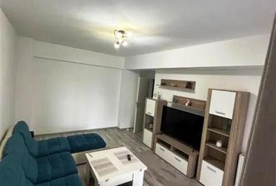 Apartament cu 2 camere decomandat, mobilat în Tractorul