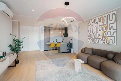 Apartament cu 4 camere decomandat în Colentina