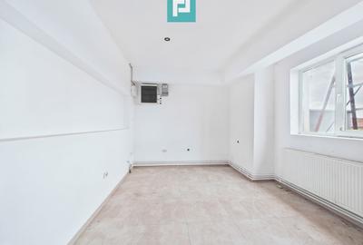 Clădire P+E cu parcare si platformă betonată 700mp - 5