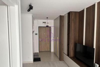 Garsonieră în Titan