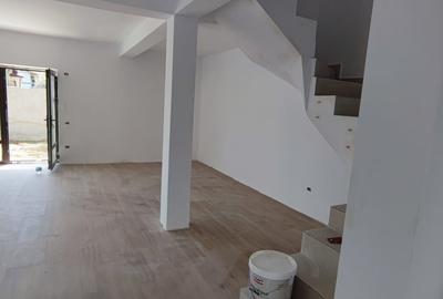 Casa..Vila cu 5 camere de vanzare.......Nord Bragadiru..... - 8