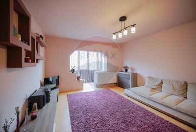 Apartament 3 camere de vanzare in zona Rogerius - 1