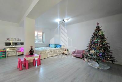 Casa individuala de vanzare, vatra satului Sag, teren de 1.800 mp, mobilata - 24