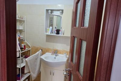 Casă spațioasă cu piscină, crama și teren generos – zona Aurel Vlaicu - 12