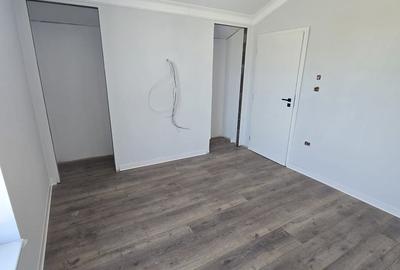 Duplex despărțit 155.000€ Toate utilitatile - 12