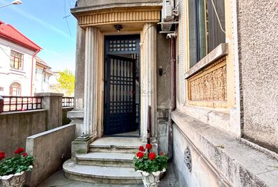 FARA Comision | Proprietate interbelică cu detalii originale | 93 mp | Mosilor - 4